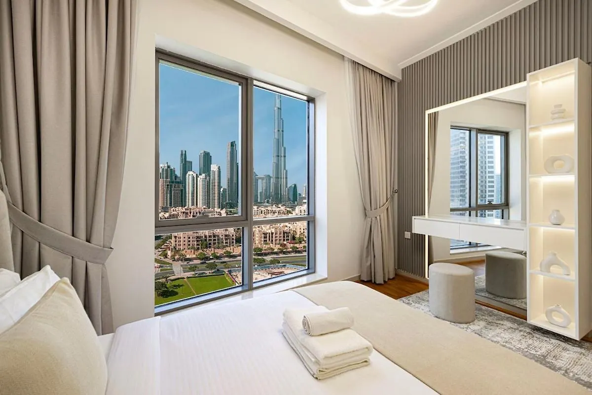 Lux Unit Breathtaking Burj View I Walk Dubai Mall Apartment