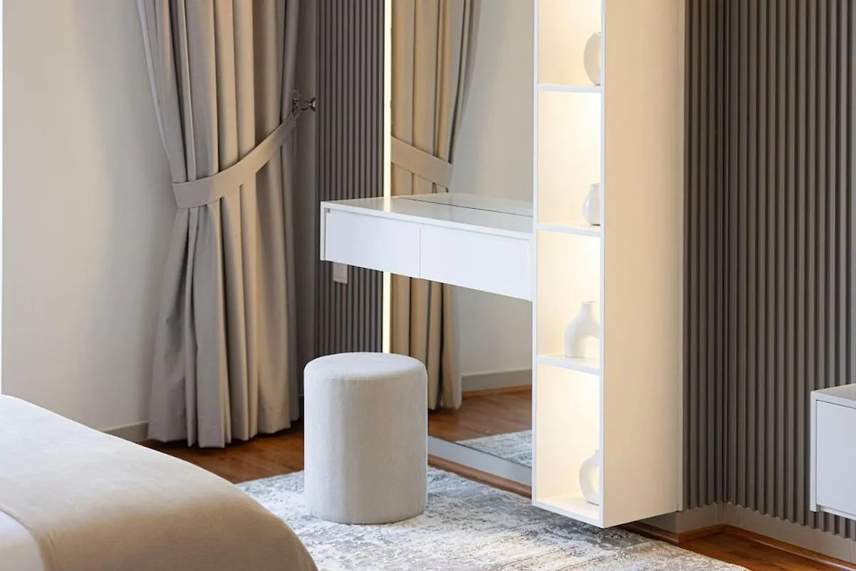 Lux Unit Breathtaking Burj View I Walk Dubai Mall Apartment