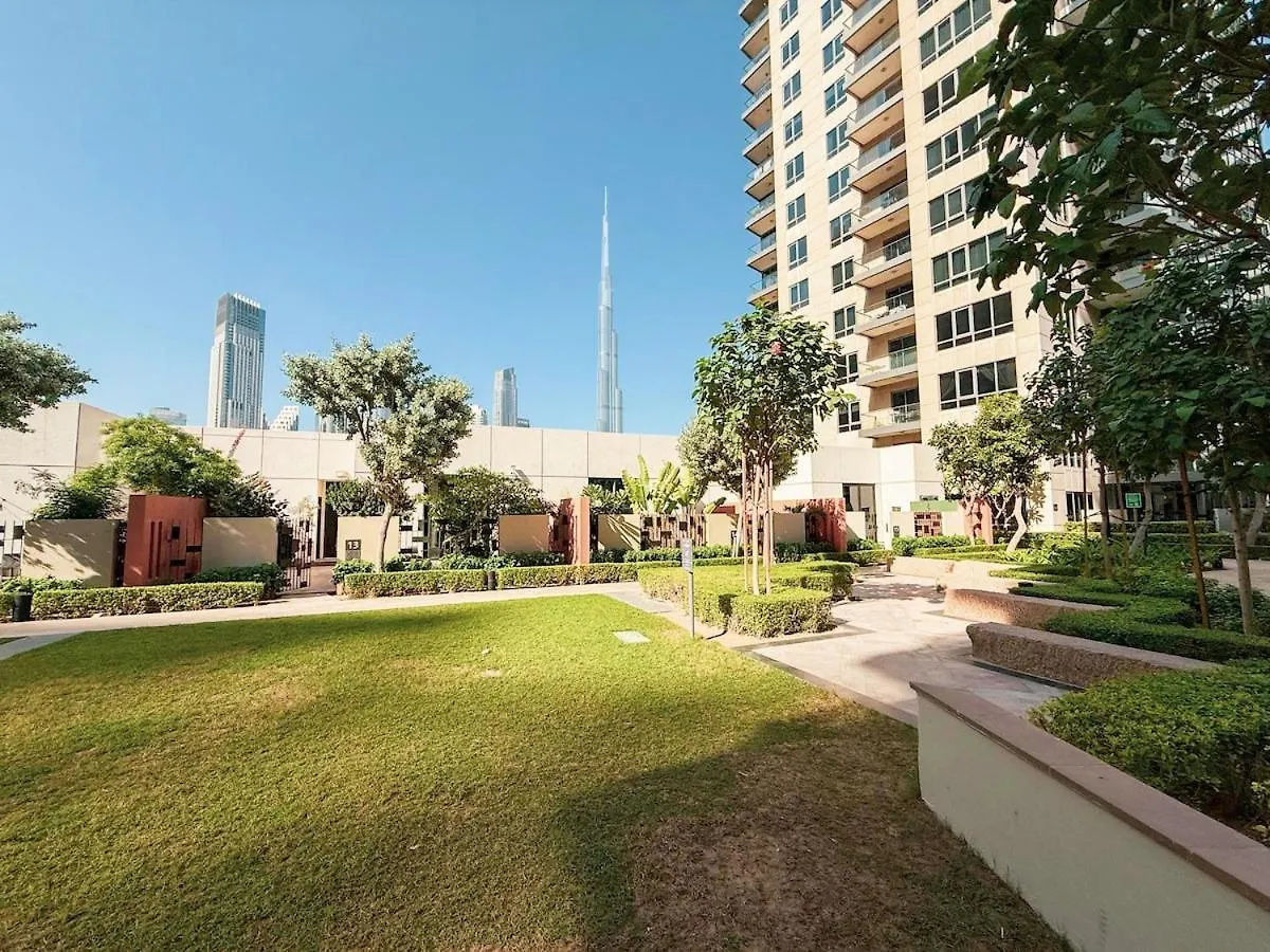 Lux Unit Breathtaking Burj View I Walk Dubai Mall United Arab Emirates